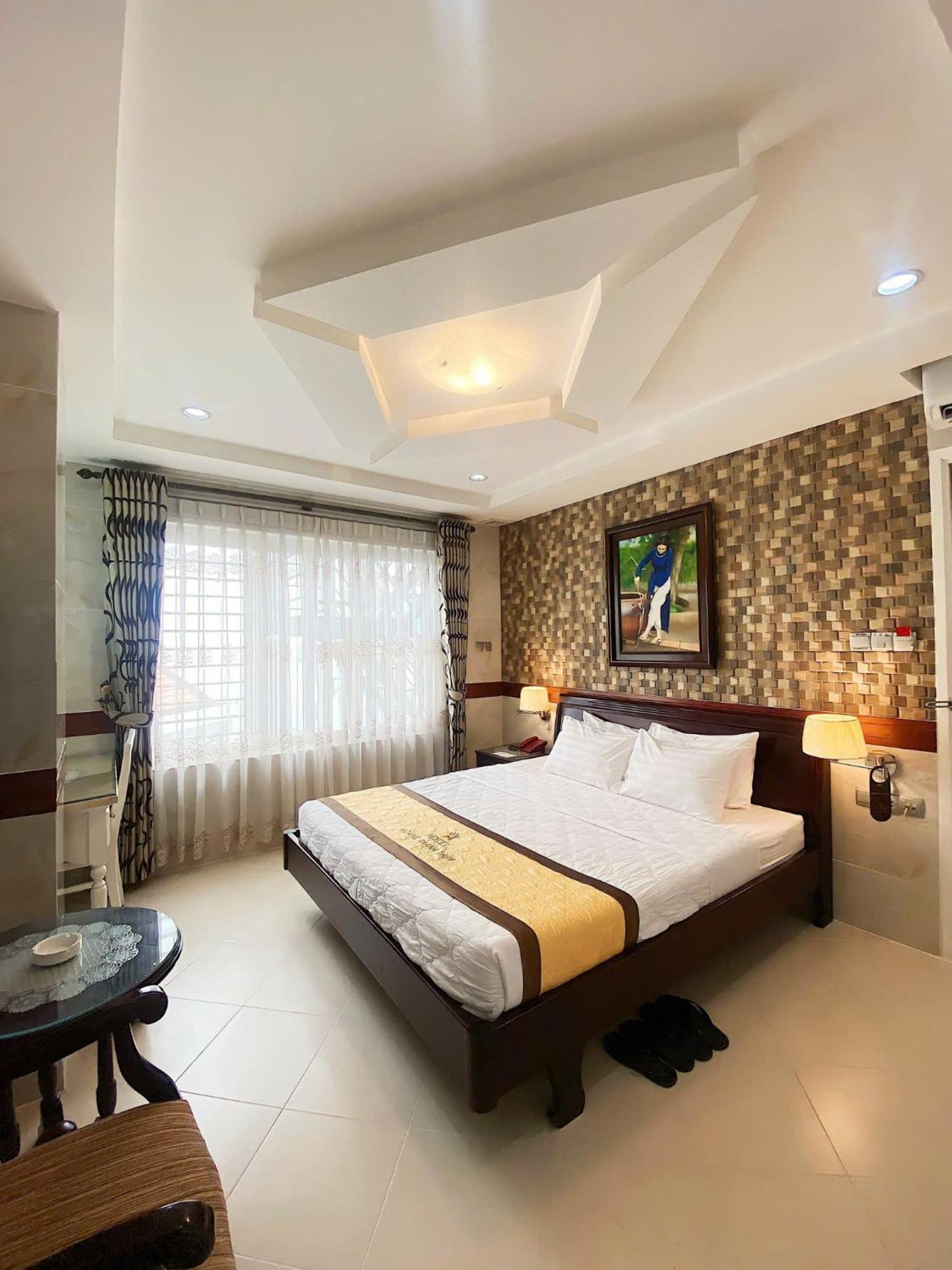 Hoang Thanh Thuy Airport Hotel 2 - Gan Am Thuc Dem Cho Hoang Hoa Tham Cidade de Ho Chi Minh Exterior foto
