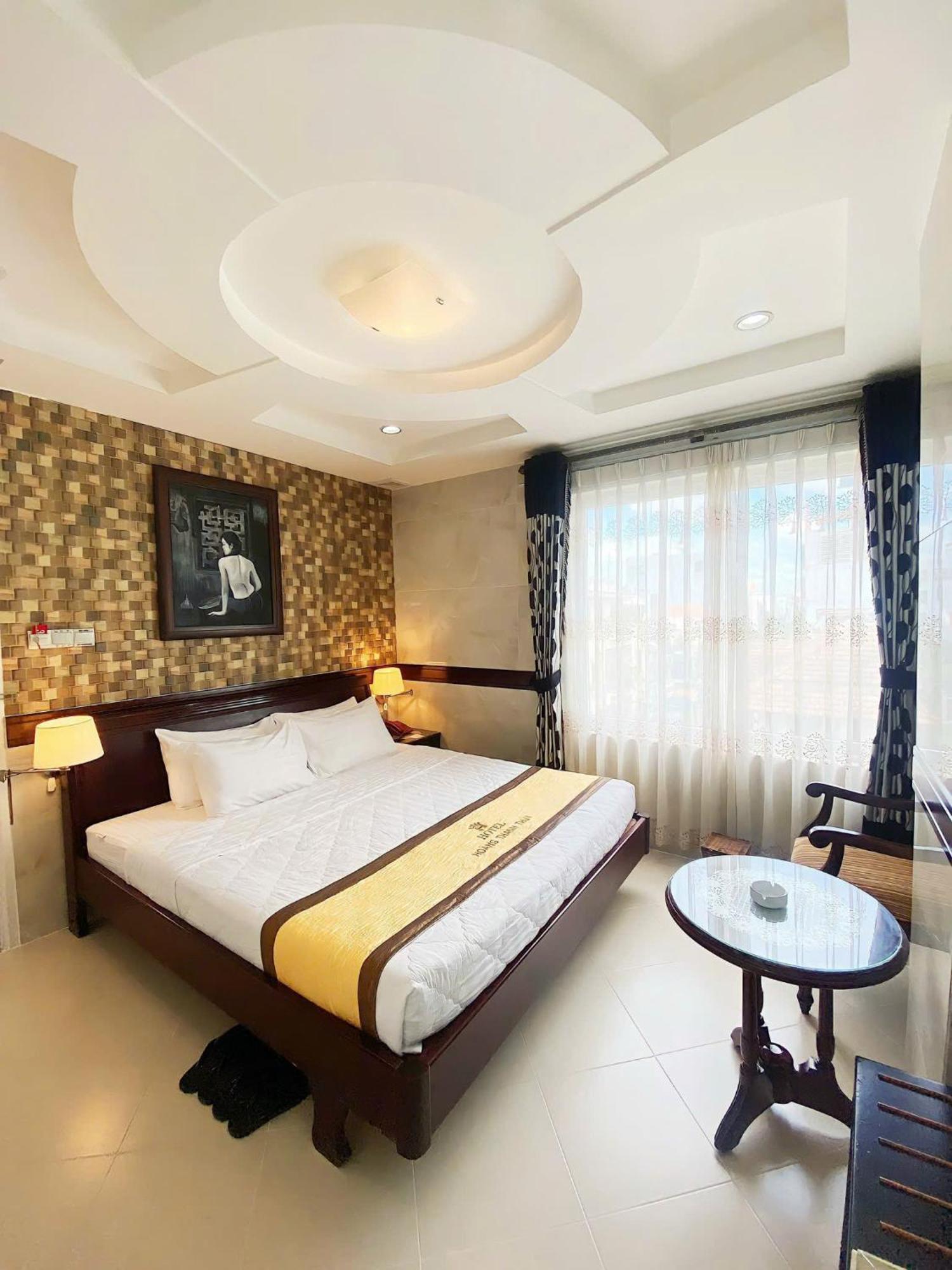 Hoang Thanh Thuy Airport Hotel 2 - Gan Am Thuc Dem Cho Hoang Hoa Tham Cidade de Ho Chi Minh Exterior foto